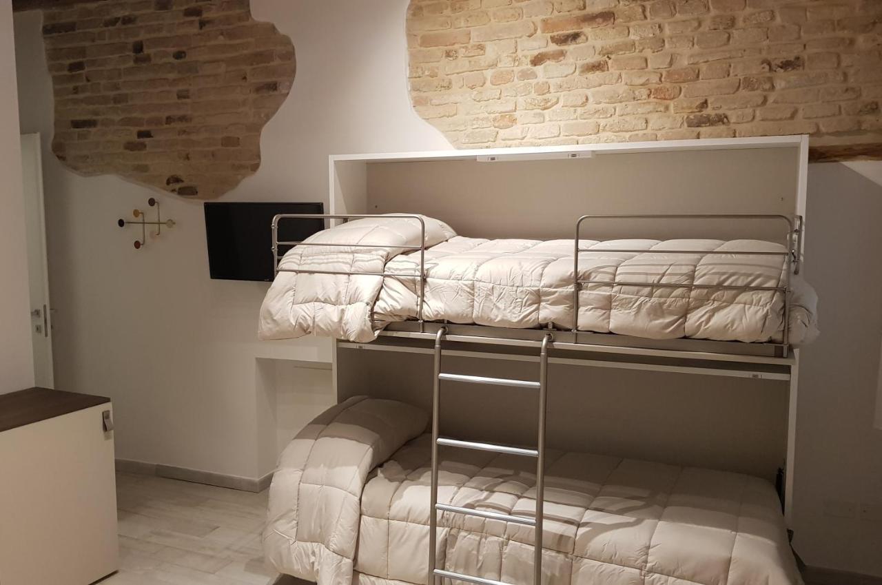 B&B Del Corso Лорето Экстерьер фото